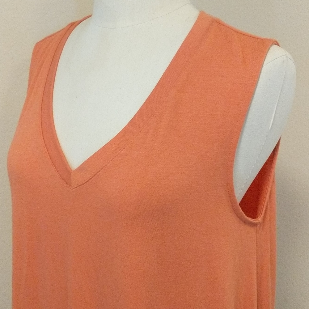 Long orange sleeveless A-lined t-shirt XL